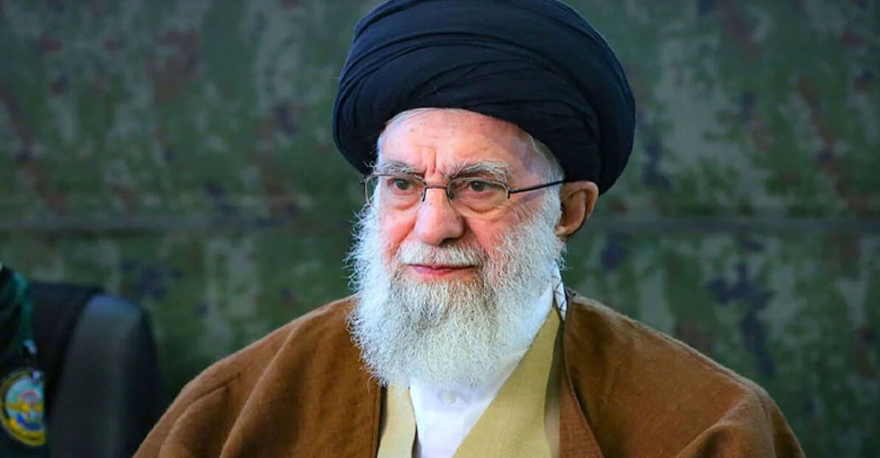 "খামেনিকে হত্যা করবে যুক্তরাষ্ট্র!" ইরান বিক্ষোভের মাঝে মার্কিন সিনেটরের চরম হুঁশিয়ারি