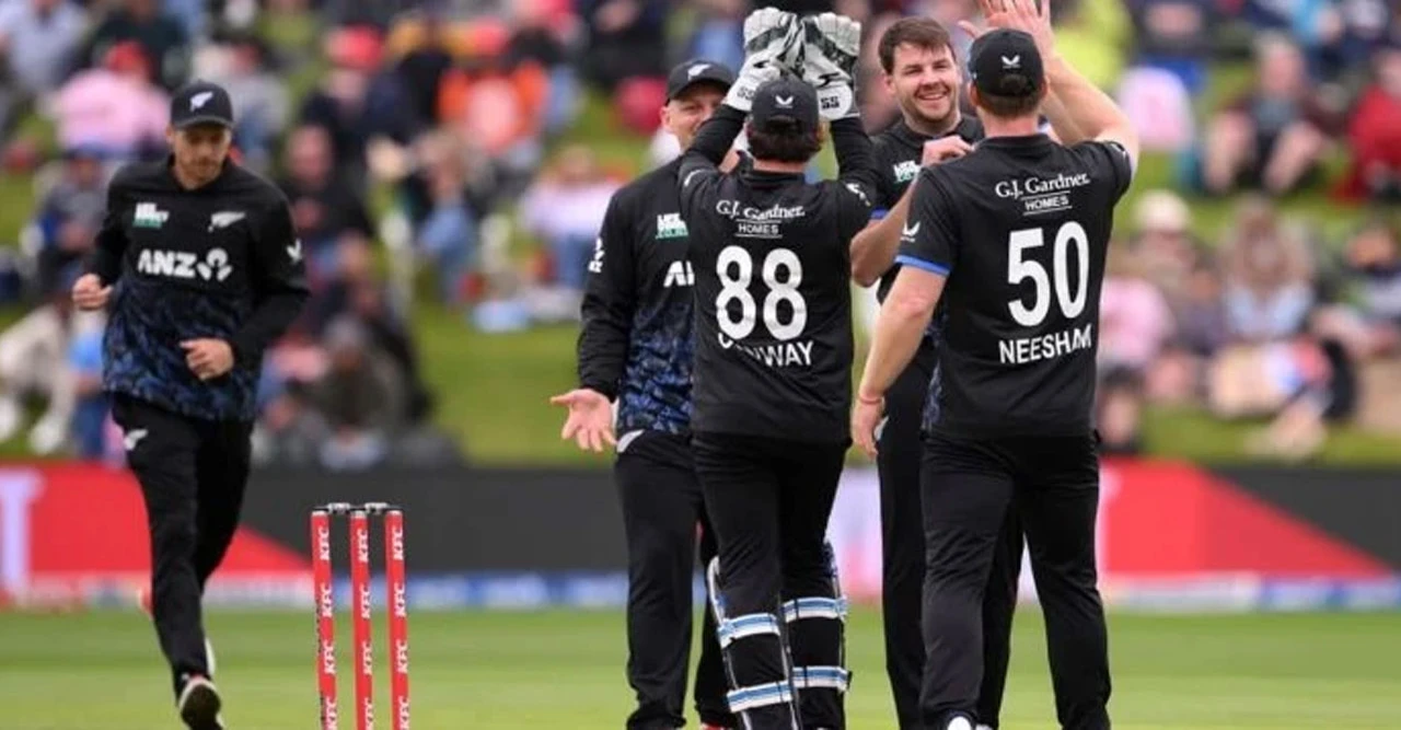 ইঞ্জুরি কাটিয়ে ফিরলেন ফার্গুসন-হেনরি! টি-টোয়েন্টি বিশ্বকাপের জন্য নিউজিল্যান্ডের চূড়ান্ত দল ঘোষণা