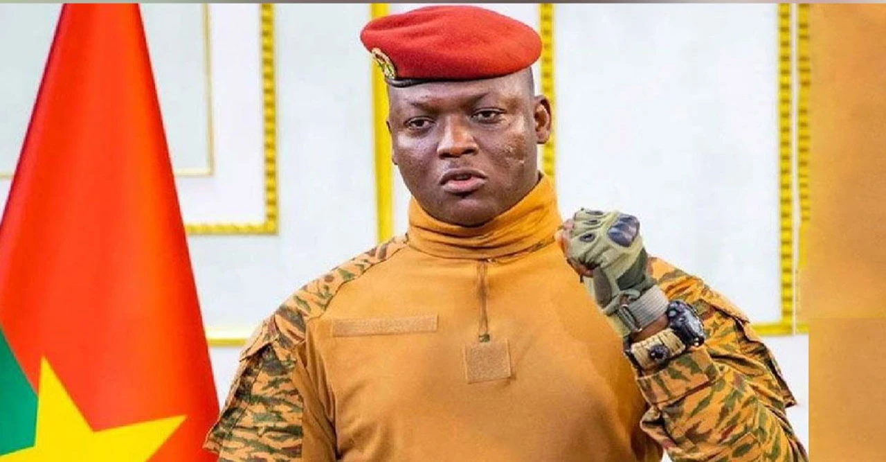 বুরকিনা ফাসোতে প্রেসিডেন্ট ট্রাওরেকে হত্যার ষড়যন্ত্র নস্যাৎ, দেশ ভরা উত্তেজনা