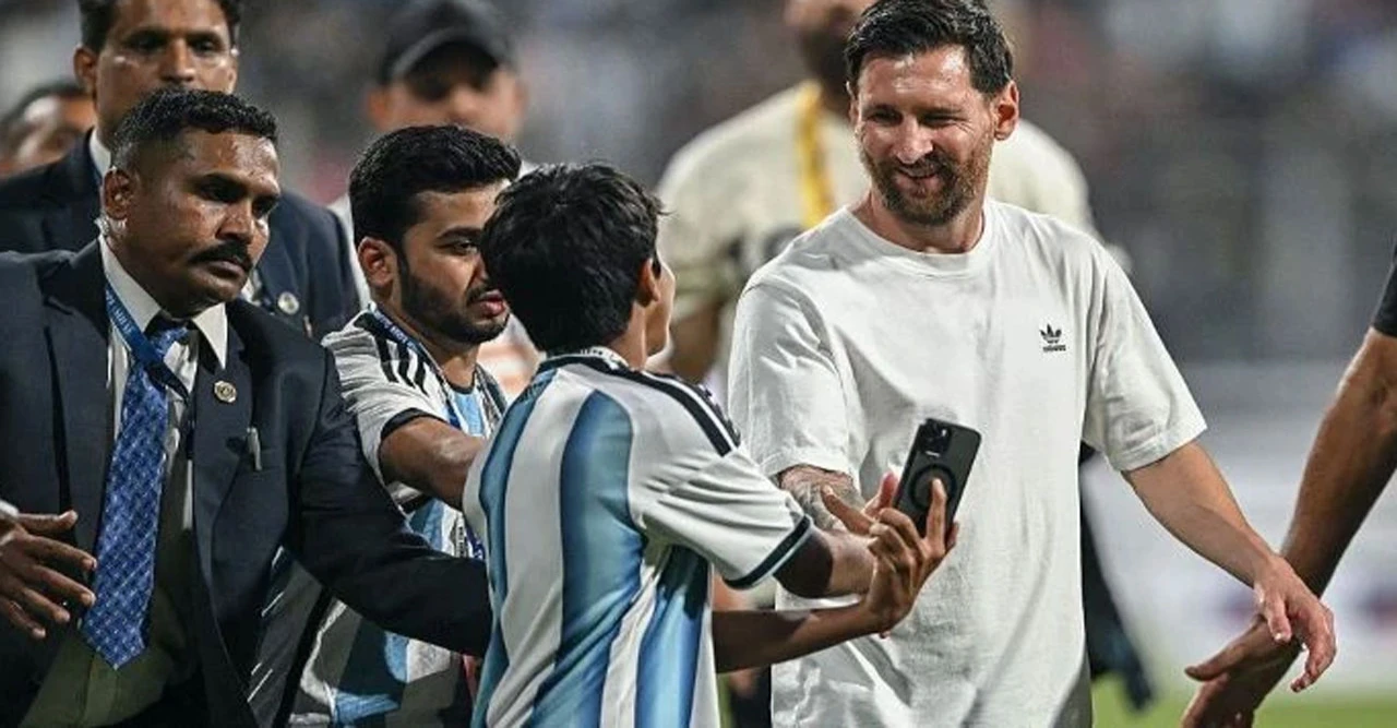 ভারত সফরের বিতর্কের পর মুখ খুললেন মেসি: "হট্টগোল পছন্দ নয়, গোছানো জীবন চাই"