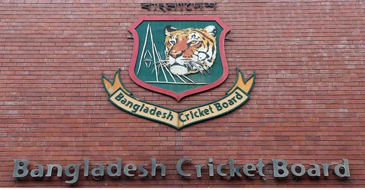 তামিমকে ‘ভারতীয় দালাল’ বলা নিয়ে তোলপাড়, বিসিবি পরিচালকের বিরুদ্ধে শাস্তির পথে বোর্ড