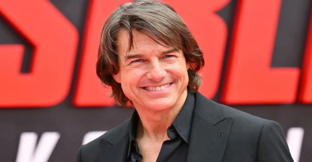 টম ক্রুজের ৫৯৮ কোটি টাকার লন্ডন ফ্ল্যাট ফেলে পালালেন! রোলেক্স দোকানে ডাকাতির পর নিরাপত্তাহীনতায় ভুগছেন সুপারস্টার