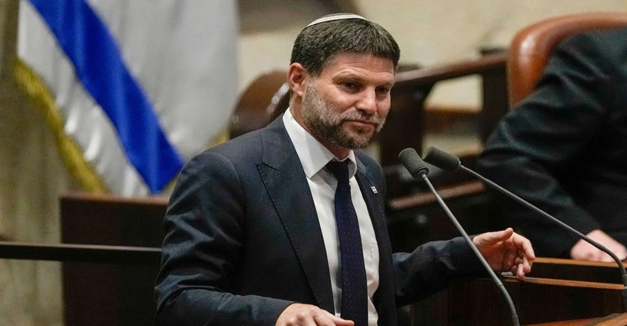 হামাসকে চূড়ান্ত হুঁশিয়ারি! অস্ত্র না ছাড়লে গাজা পুরো দখল করবে ইসরায়েল—পেছনে আমেরিকার পূর্ণ সমর্থন, কী ভয়াবহ পরিকল্পনা!