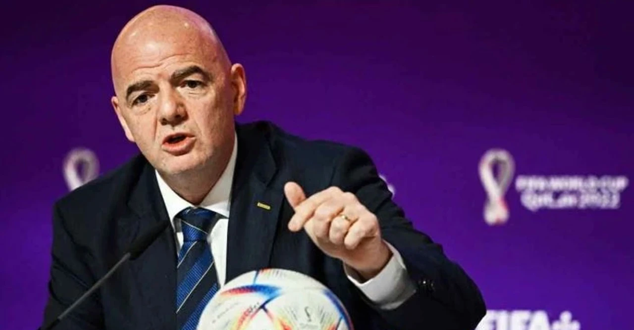 বিশ্ব ফুটবলে ইসরায়েল নিষেধাজ্ঞা? ফিফার নতুন নিয়মের ইঙ্গিতে তোলপাড়, ইনফান্তিনোর বড় বার্তা