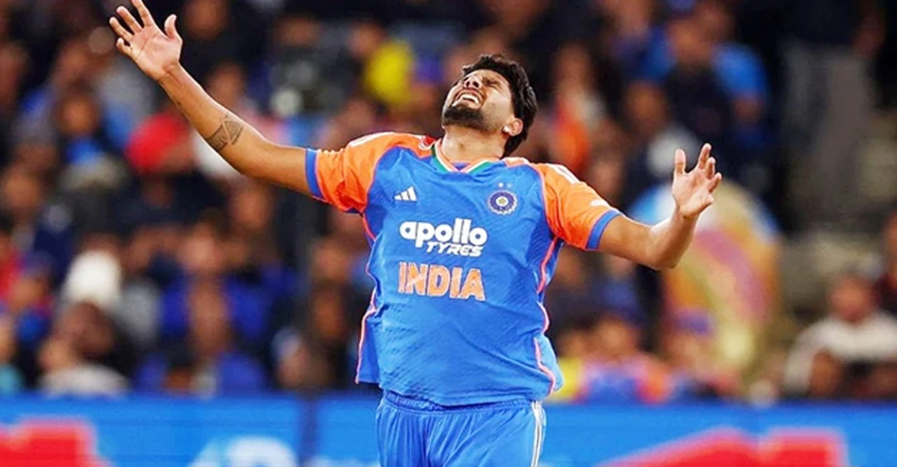 ভারতের বিশ্বকাপে বড় বিপদ! মাঠেই ভেঙে পড়লেন পেসার, ২৪ ঘণ্টা আগেই ছিটকে গেলেন হর্ষিত রানা