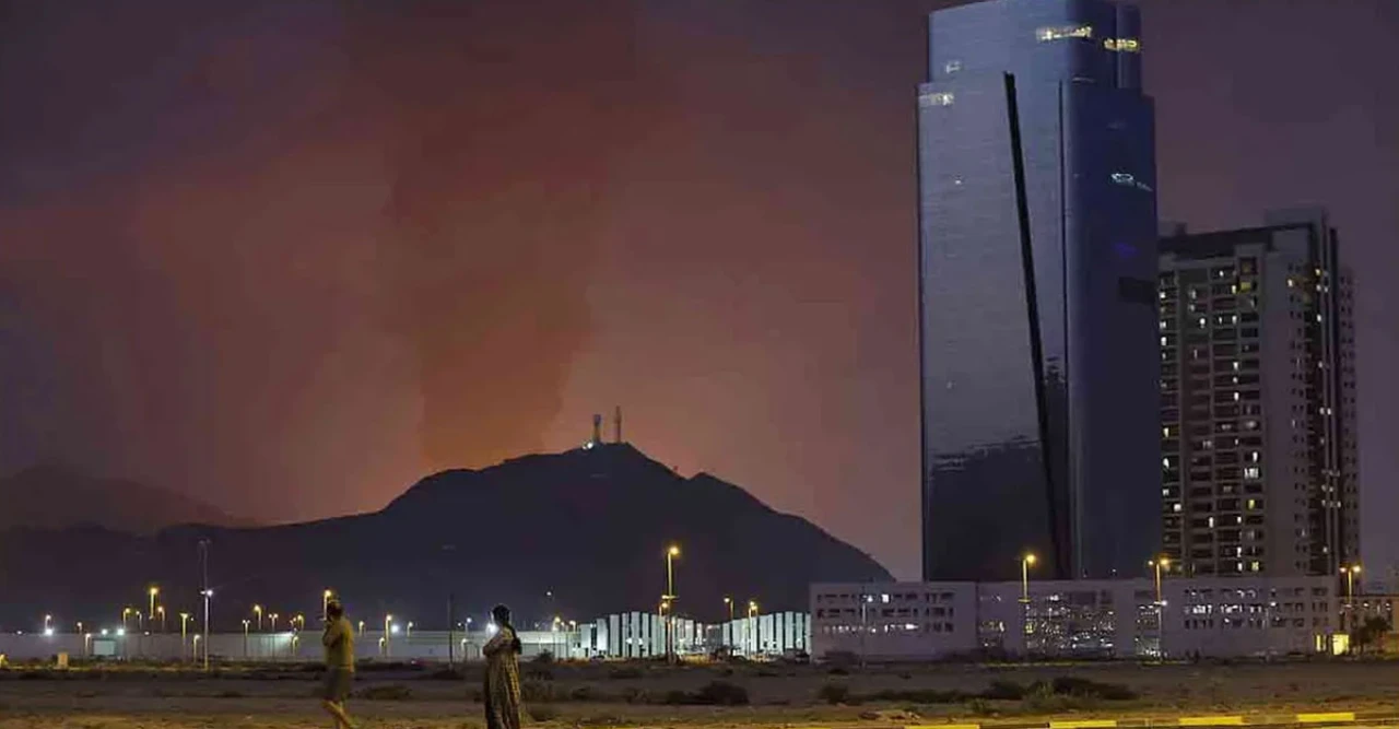 খারগ দ্বীপ হামলার পর আইআরজিসি ঘোষণা, আমিরাতে সব মার্কিন আস্তানা এখন বৈধ লক্ষ্য