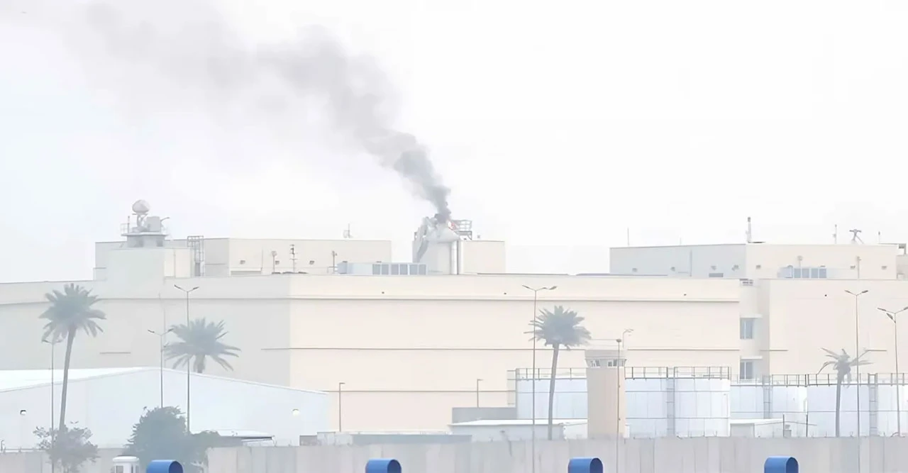 ভোরে ইরাকে মার্কিন দূতাবাসে ক্ষেপণাস্ত্র হামলা, ধ্বংস হেলিপ্যাড, আতঙ্কে নিরাপত্তা জোরদার