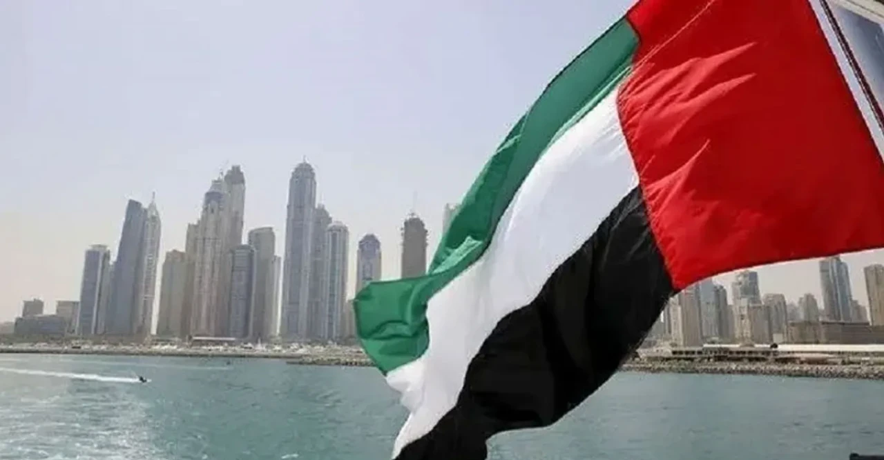 বিধ্বংসী খেলা! ইরানের ৮১২ ড্রোন-১৮৬ মিসাইলের পাল্টা জবাব, সংযুক্ত আরব আমিরাতের সামরিক সক্ষমতা নিয়ে বড় দাবি