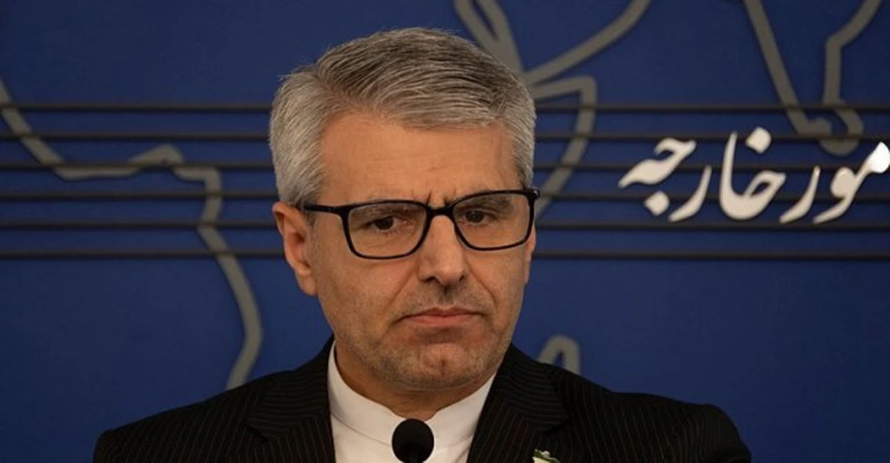 আগ্রাসনের মাঝেও অটুট ইরান! হরমুজ প্রণালি দিয়ে রেকর্ড জাহাজ চলাচল, চাপে থেকেও থামেনি সরবরাহ