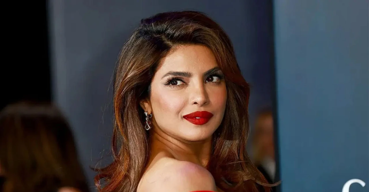 বলিউডের অন্ধকার রাজনীতি ফাঁস করলেন প্রিয়াঙ্কা চোপড়া! শুরুর দিনগুলোতে কী ভয়ংকর অভিজ্ঞতা হয়েছিল?