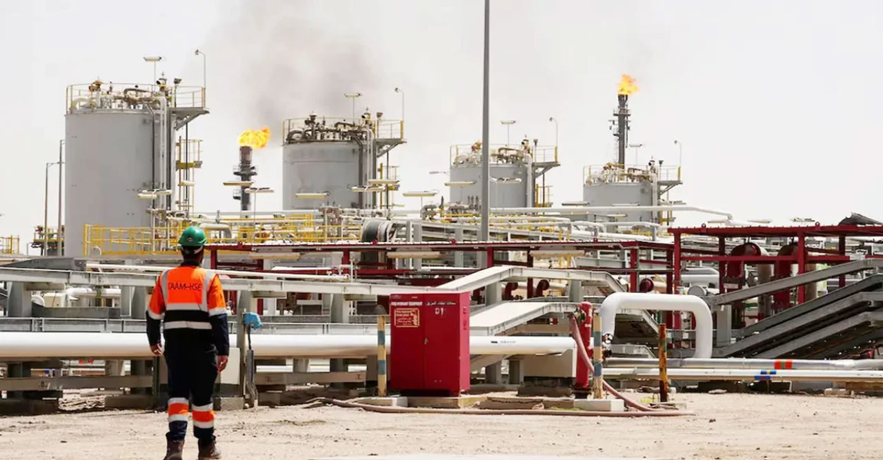 ইরানি তেল কেনা দেশগুলোর বিরুদ্ধে নিষেধাজ্ঞার হুঁশিয়ারি যুক্তরাষ্ট্রের, চীনকে লক্ষ্য করে বার্তা