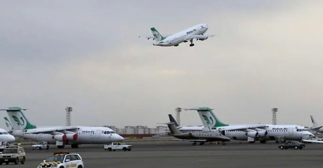 যুদ্ধবিরতির পর আকাশসীমা খুলল ইরান, ধীরে ধীরে স্বাভাবিক হচ্ছে ফ্লাইট ও বিমানবন্দর কার্যক্রম