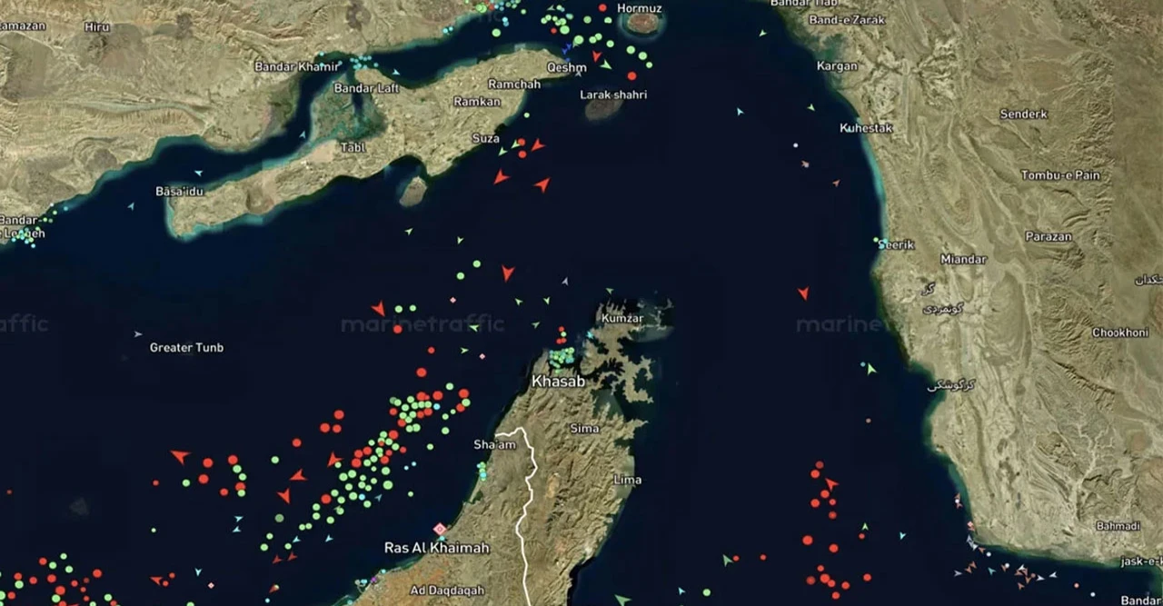হরমুজ নিয়ে বিশ্বজুড়ে মহা বৈঠক! ইরানের অবস্থানে নড়েচড়ে বসেছে ৩০ দেশ