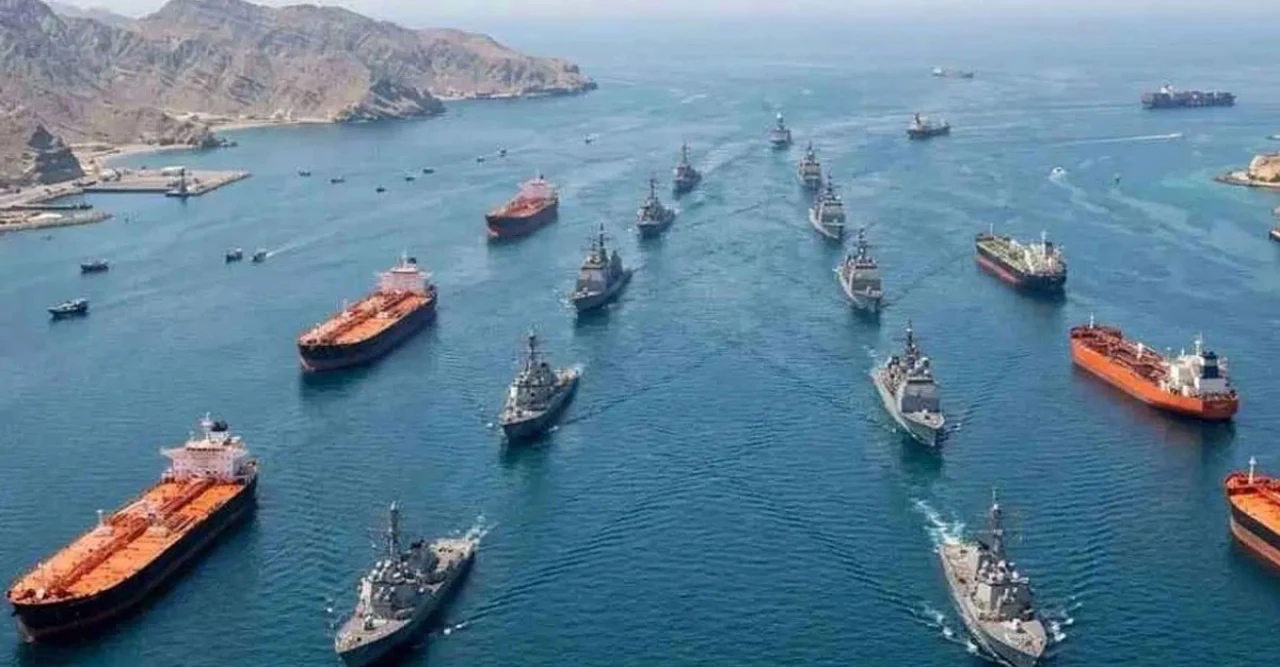 ইরানের বড় রেয়াত! হরমুজে রাশিয়াসহ ‘বন্ধু’ দেশগুলোর জাহাজে টোল মাফ