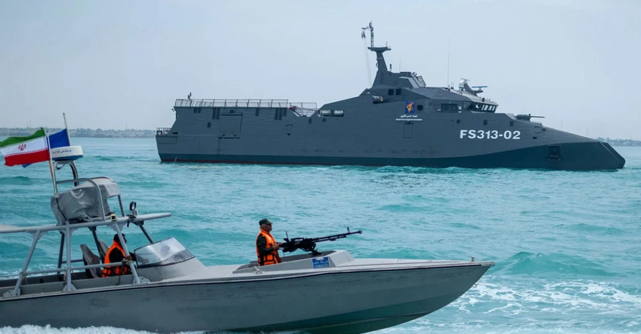 ইরানের পাল্টা জব্দ! আমেরিকার চাপের মুখোশ খুলল তেহরান, সমুদ্রে নতুন রণ