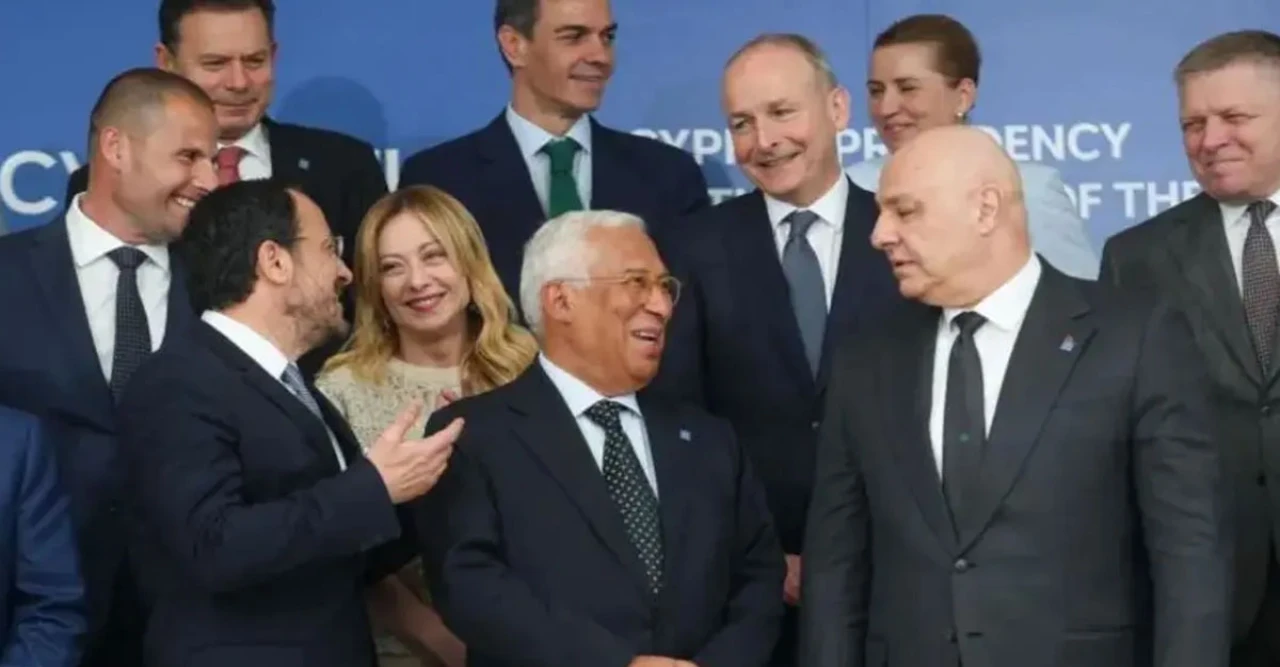 বড় চমক! ইরানের ওপর নিষেধাজ্ঞা তুলতে রাজি ইউরোপ, শর্ত একটাই