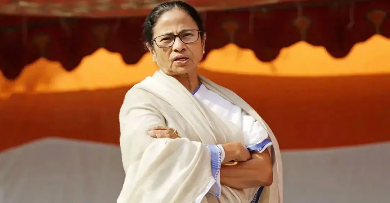  চমক! ফল ঘোষণার আগেই মমতার ‘অনৈতিক জয়’ অভিযোগ, ভাঙলেন কেন্দ্রেও