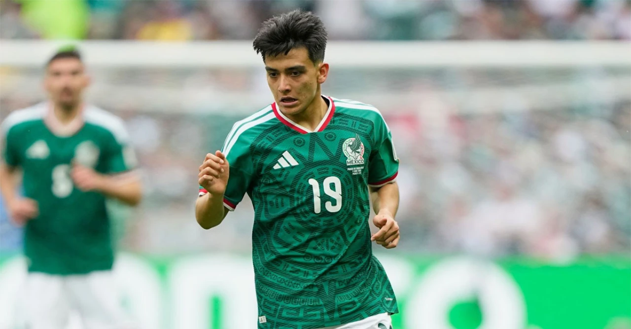 Mexico's Teen Sensation Gilberto Mora Shatters 96-Year-Old World Cup Record