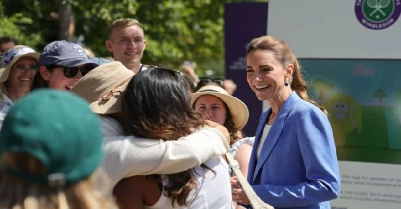 Princess of Wales Surprises Wimbledon Fans with Hands-On Visit