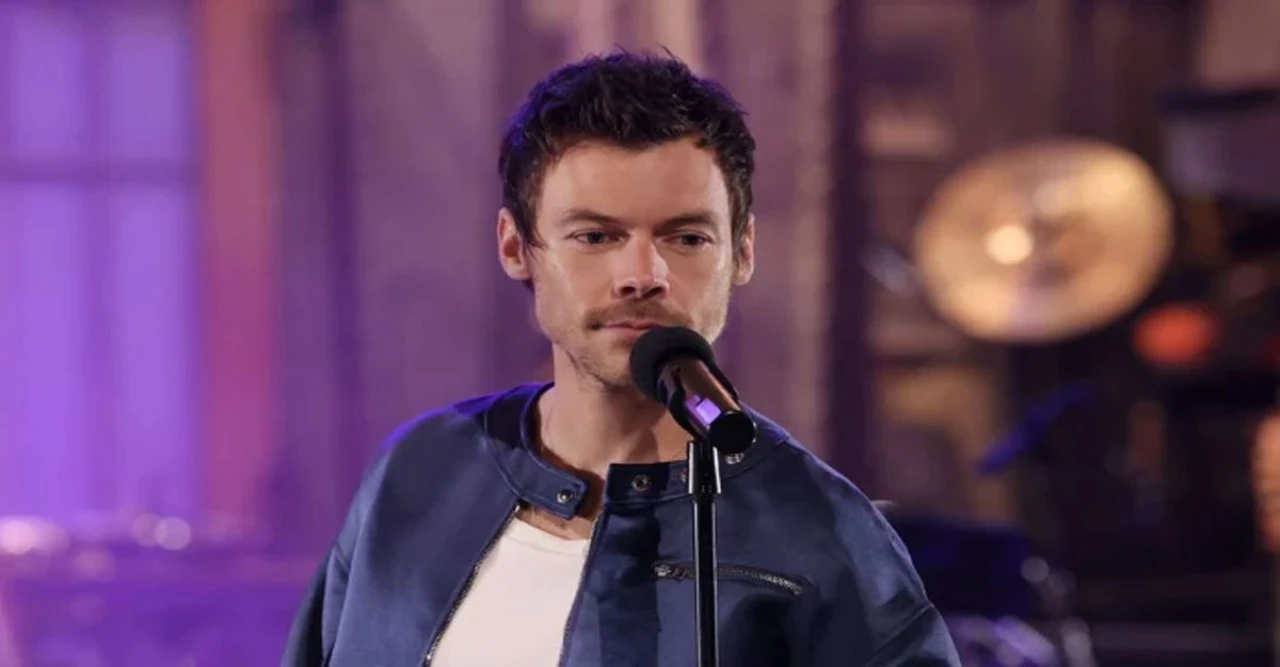 Harry Styles Breaks Major World Record During Emotional On-Stage Celebration