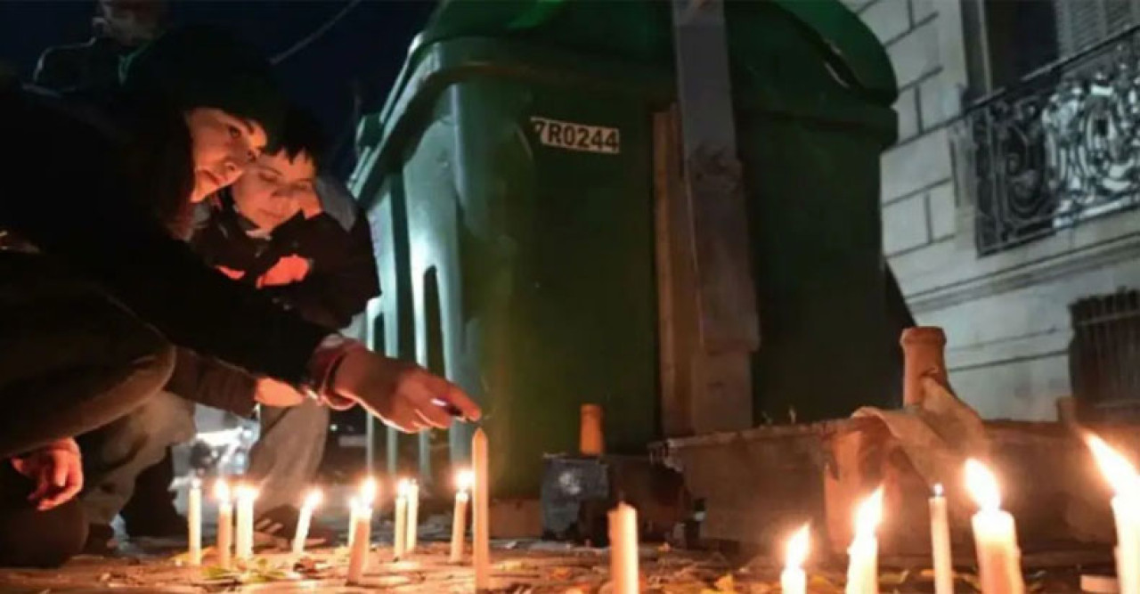 আর্জেন্টিনায় বৃদ্ধার আগুনে পুড়ে মরল তিন সমকামী নারী