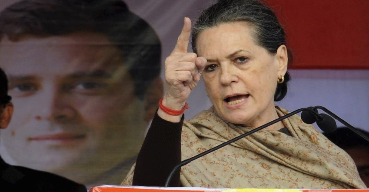 ভারত সীমান্তে চীনের ক্রমাগত অনুপ্রবেশ খুবই উদ্বেগের: সোনিয়া গান্ধী