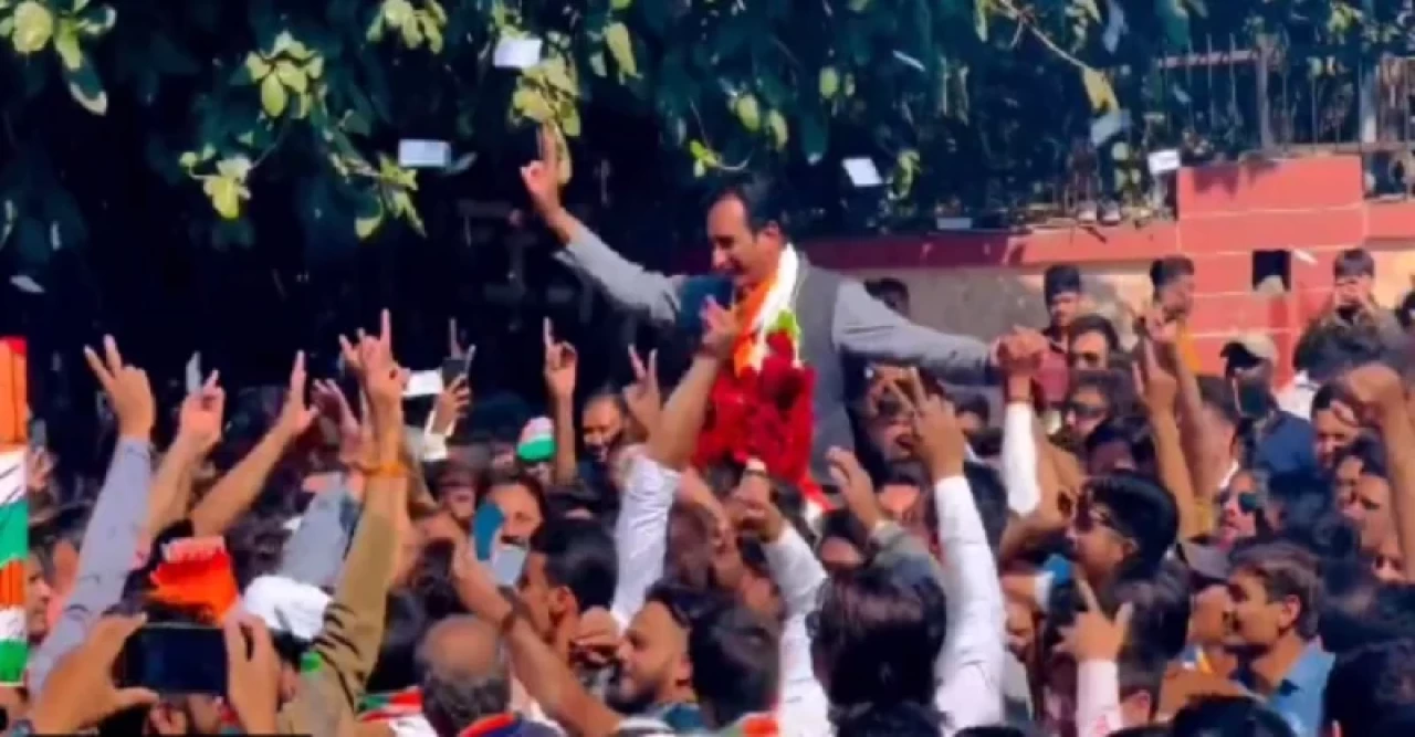 গুজরাট বিধানসভা নির্বাচনে প্রতিদ্বন্দ্বিতা করেছিলেন ২৩০ জন মুসলিম প্রার্থী, জয়ী মাত্র ১ জন