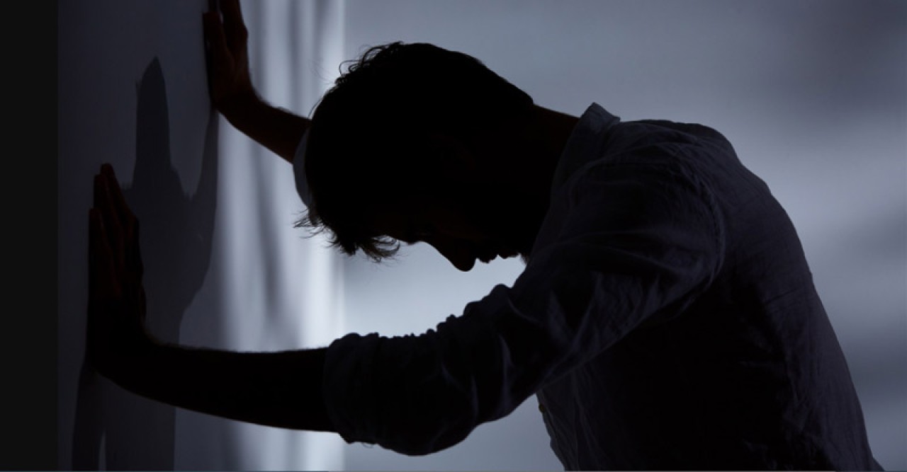 কাটোয়ায় চড়া সুদে ঋণের কারবারীদের ‘দাদাগিরি’, আতঙ্কে আত্মহত্যার ভাবনা স্কুলশিক্ষকের
