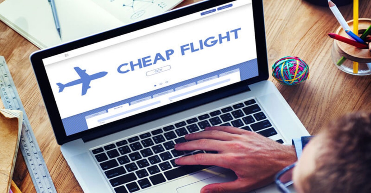 The First Online Travel Agency in United Kingdom - Flight: How It Revolutionized Travel