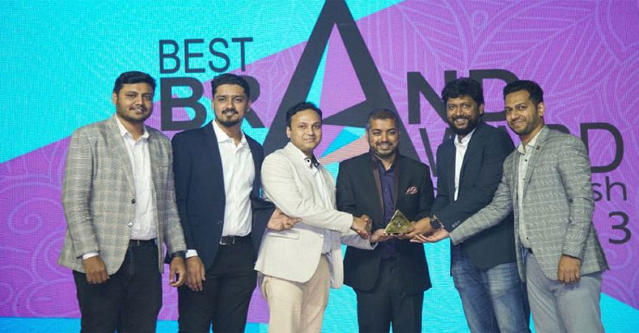 বেস্ট ব্র্যান্ড অ্যাওয়ার্ড পেলো ওয়ালটন ফ্রিজ ও টিভি