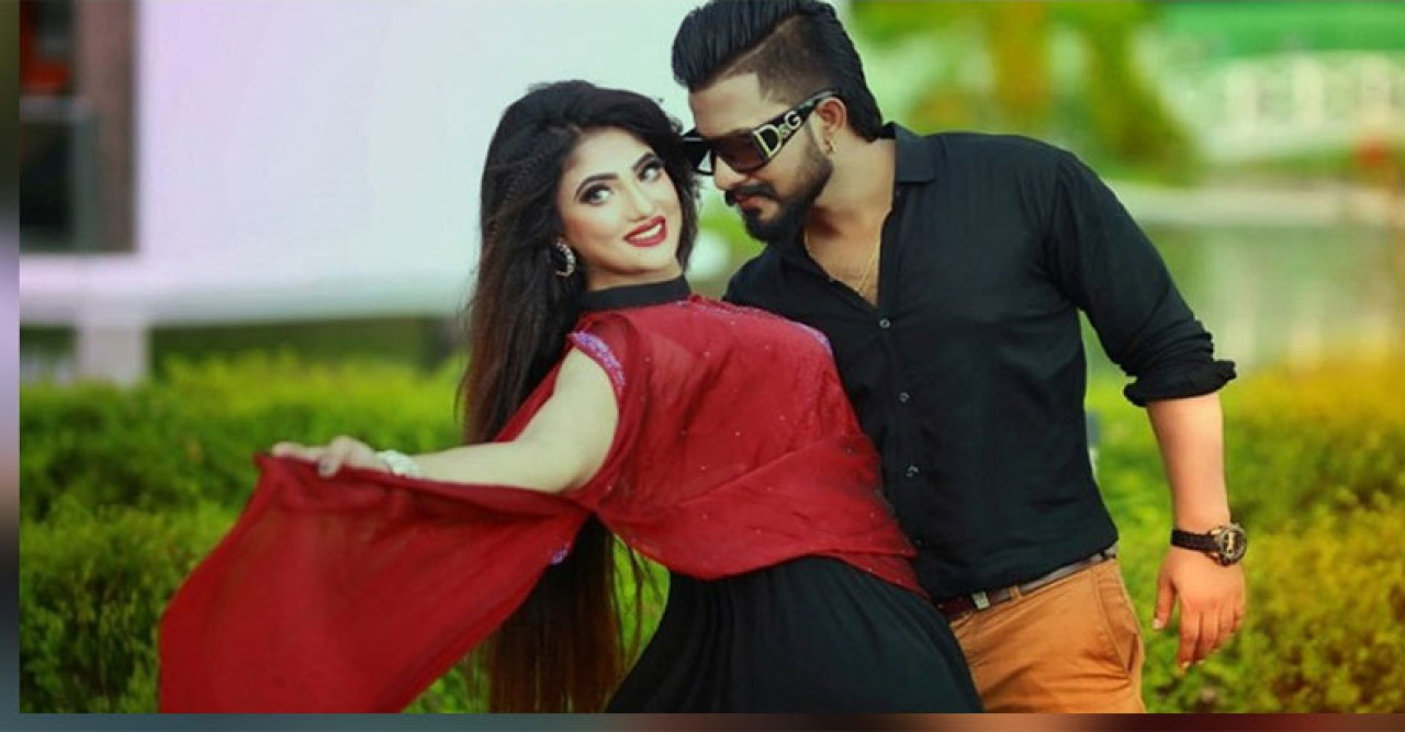 ২ বছর আগেই বিয়ে করেছেন আঁচল আঁখি