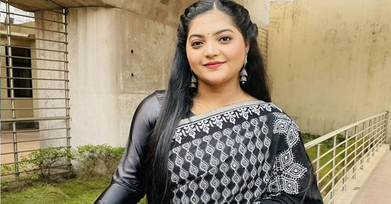 সালমার ‘কালা পাখি’ 