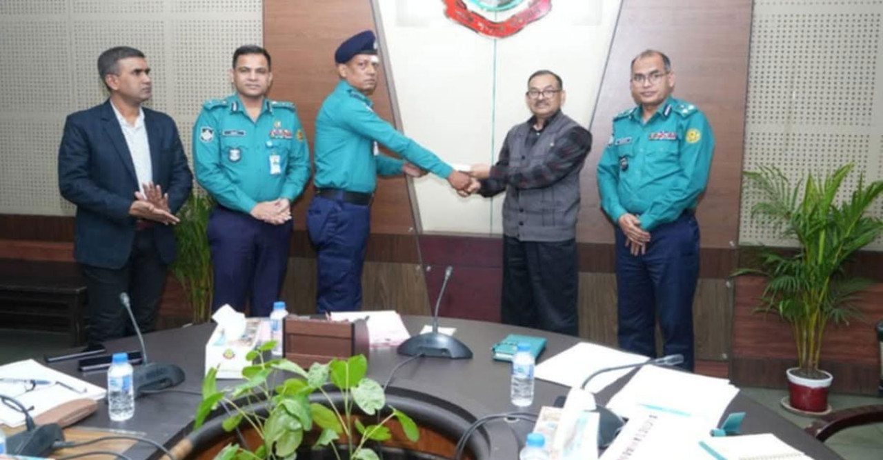 থানার প্রতিটি অলি গলিতে ওসিদের পদচারণা থাকতে হবে: ডিএমপি কমিশনার