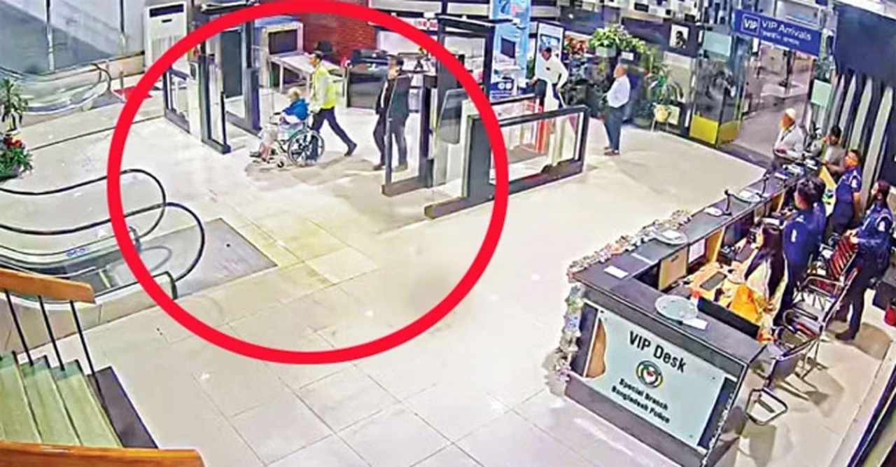 নীরবে দেশ ছাড়লেন সাবেক রাষ্ট্রপতি আবদুল হামিদ, তদন্তে অনিয়মের অভিযোগ