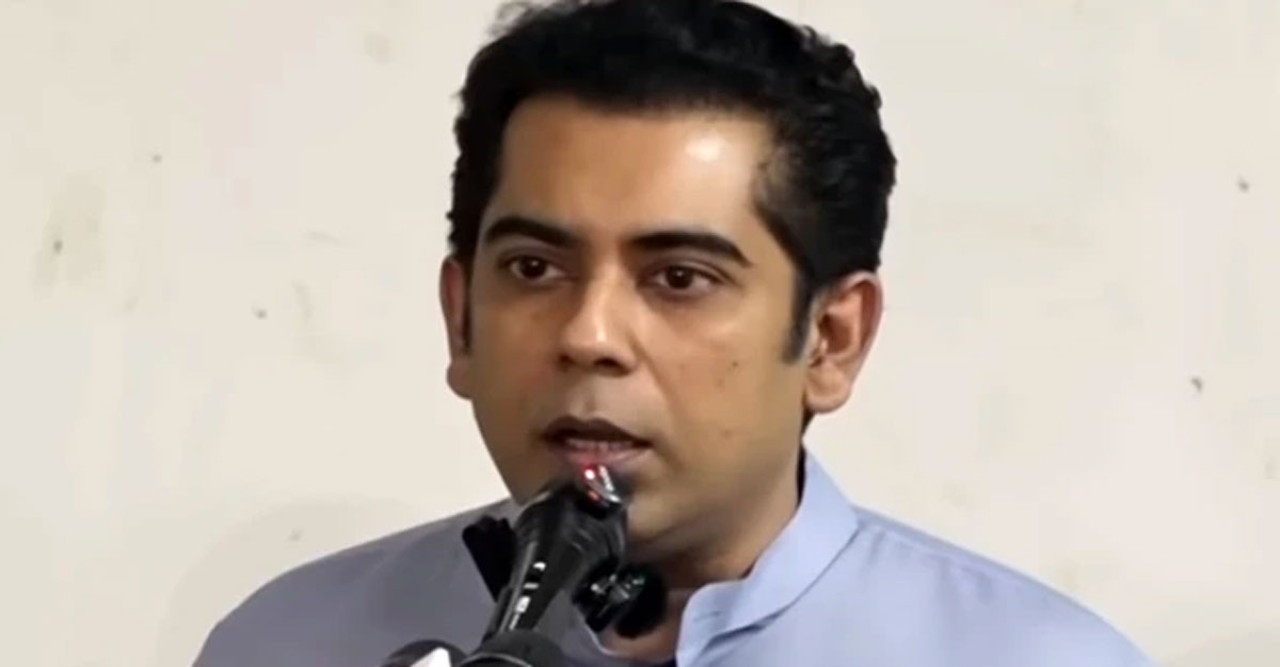 পলিটিকস আর ইকোনমিকস এক নয় ইউনূসকে উদ্দেশ করে পার্থর কড়া বার্তা