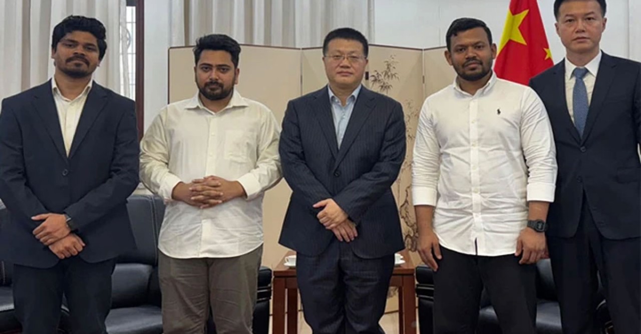 চীনা রাষ্ট্রদূতের সঙ্গে এনসিপির বৈঠক, ‘জুলাই সনদ’ দ্রুত বাস্তবায়নের আশা নাহিদ ইসলামের