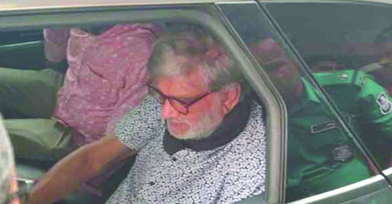 জেল থেকে বেরিয়ে সাবেক পরিকল্পনামন্ত্রী বলেন, ‘আমি নির্ভয়ে বাড়িতেই ছিলাম, আমি পালাইনি, পালাব কেন?