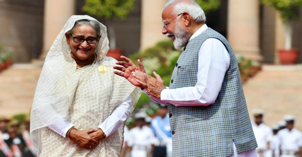 ভারতকে হাসিনাবিহীন বাংলাদেশ মেনে নেওয়ার পরামর্শ