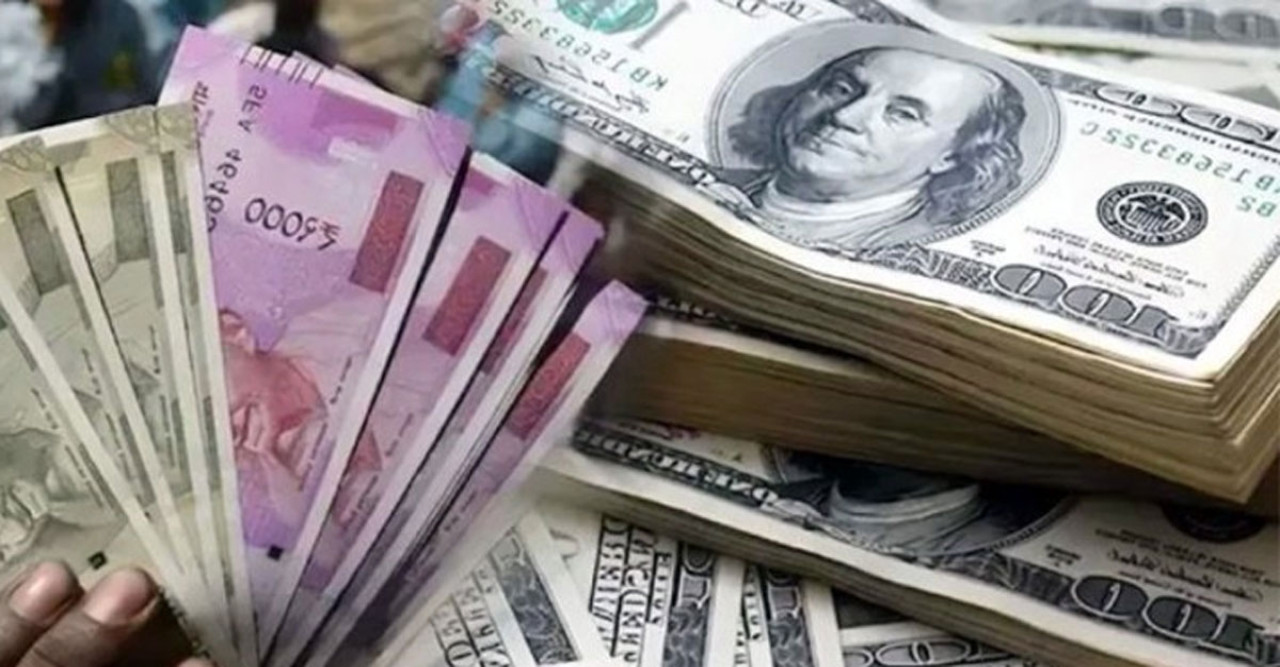 ডলারের বিপরীতে ভারতীয় রুপির মান আরো কমল 