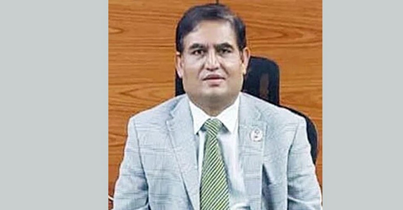 দুদকের করা মামলায় সাবেক খাদ্য সচিব ইসমাইল গ্রেপ্তার 