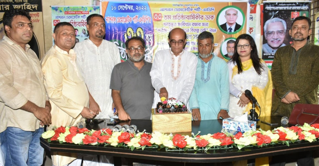 কেবলমাত্র 'তত্ত্বাবধায়ক'ই সংকটের সমাধান নয়: মোস্তফা ভুইয়া