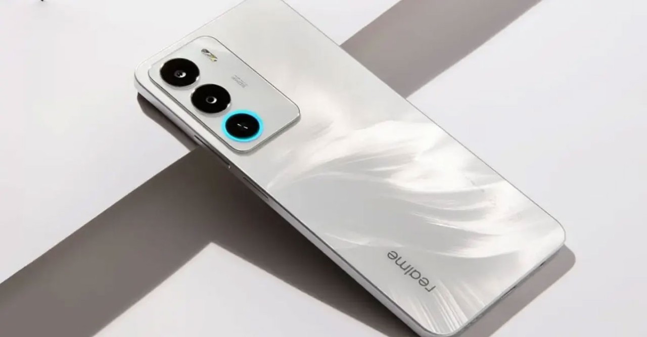 রিয়েলমি সি৭১: আইপি৬৪ রেটিং নিয়ে বিভ্রান্তি, পানির ছিটায় ফোন নষ্ট!