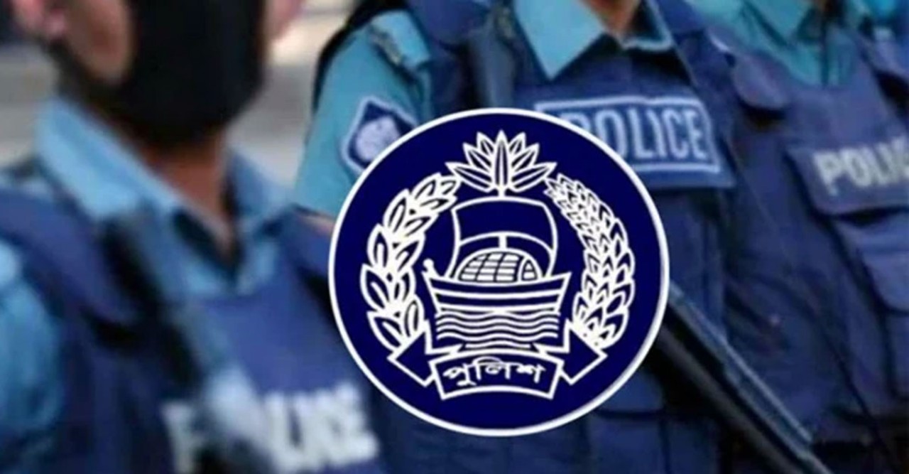 পুলিশ বাহিনীতে বড় রদবদল: একযোগে ৭৬ কর্মকর্তাকে বদলি ওএসডি পদে