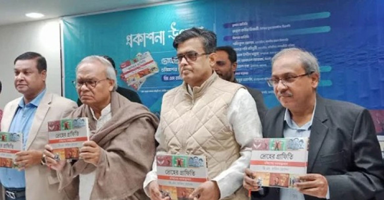 রিজভী: ‘অন্তরবর্তী সরকারের সমালোচনা হবেই, তবে ড. ইউনূসকে ব্যর্থ হতে দেব না’
