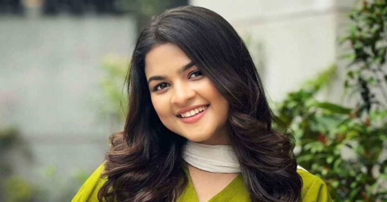 এআই দিয়ে বানানো ভুয়া ভিডিওকে বিশ্বাস করবেন না, আল্লাহর দোহাই লাগে: সাদিয়া আয়মানের সতর্কবার্তা