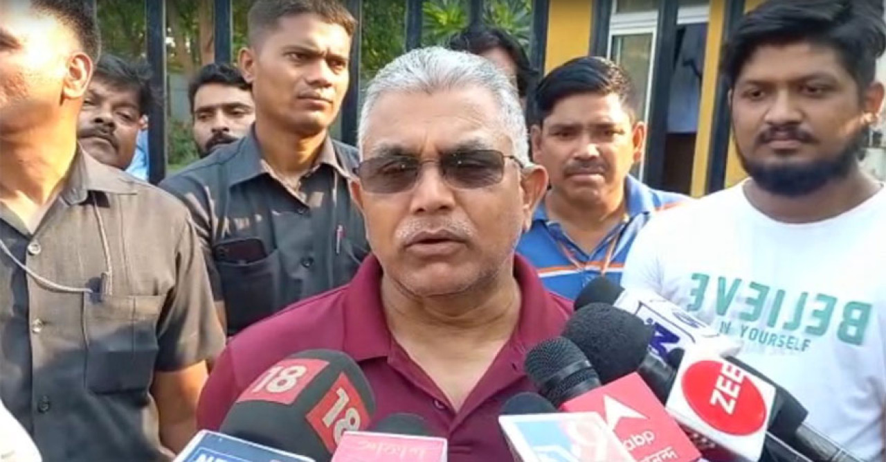 বায়রনের দলবদলকে কটাক্ষ! ভুলেও দরজা খুলবেন না, অভিষেক বন্দ্যোপাধ্যায়কে হুঁশিয়ারি দিলীপ ঘোষের