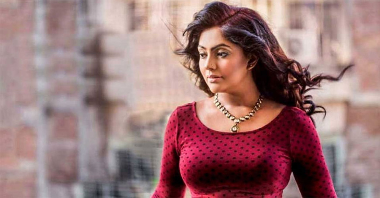 পাইরেসি ইন্ডাস্ট্রিকে ধ্বংস করে দিচ্ছে: নিপুণ