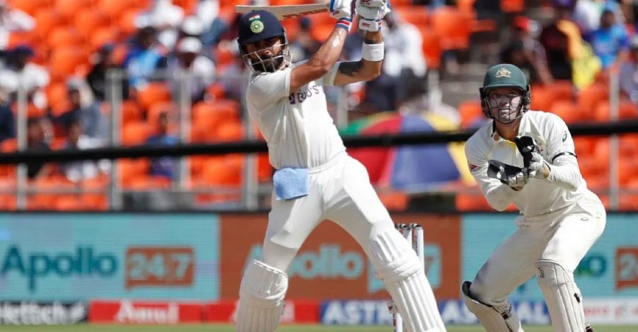 ১৫ মাস পর টেস্টে ফিফটি করলেন বিরাট কোহলি