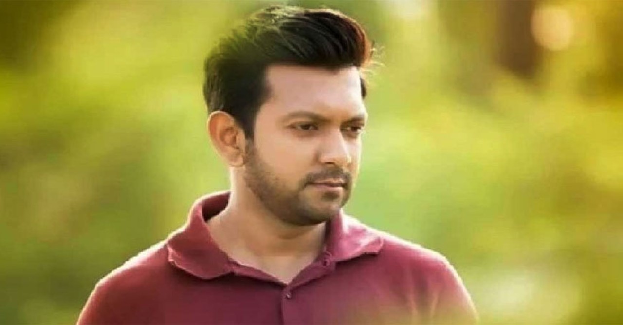 চুরির অভিযোগে হতাশ তাহসান খান
