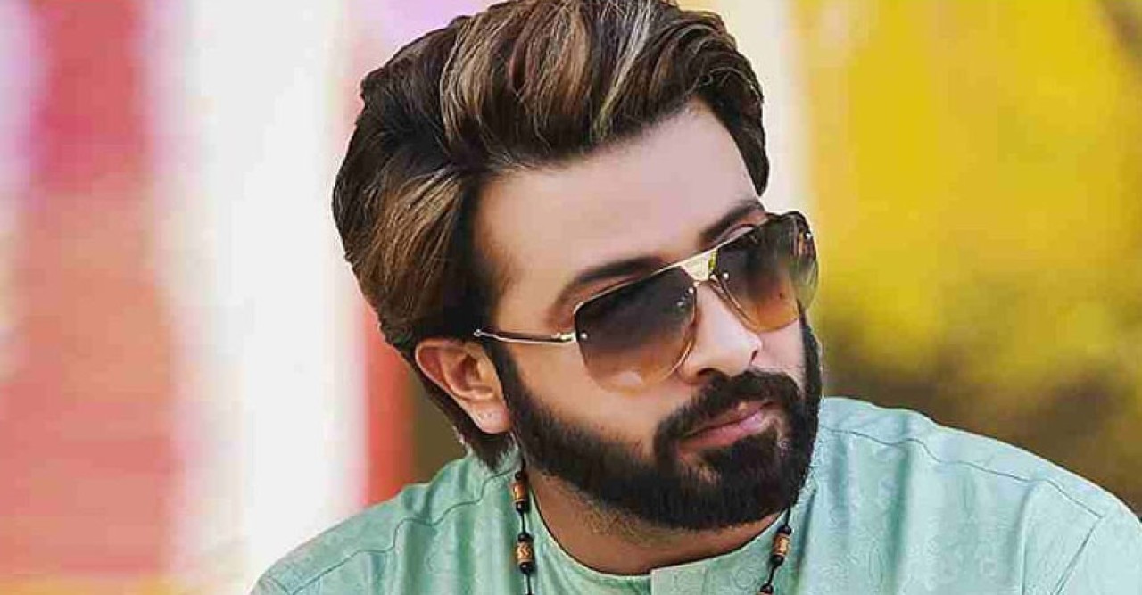 ডিবি কার্যালয়ে শাকিব খান